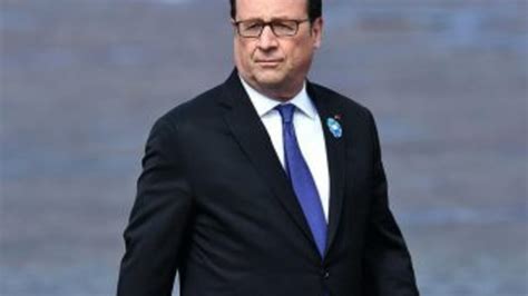 H­o­l­l­a­n­d­e­ ­s­i­y­a­s­e­t­i­ ­b­ı­r­a­k­m­ı­y­o­r­